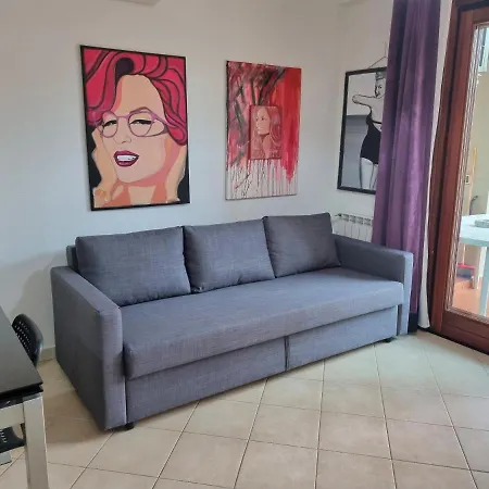Valevalehome - Gallery With Fully Equipped Kitchen, Reserved Parking, Big Garden Olbia