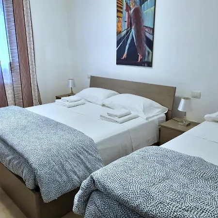 Appartement Valevalehome - Gallery With Fully Equipped Kitchen, Reserved Parking, Big Garden Olbia