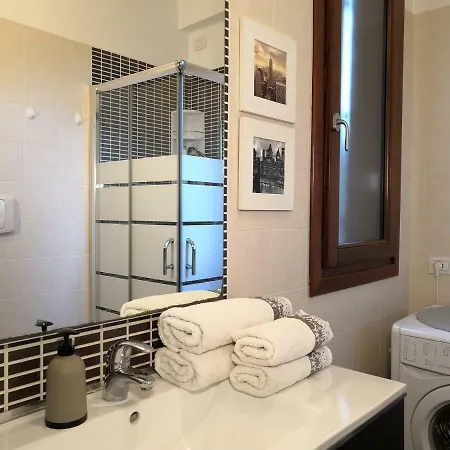 Apartamento Valevalehome - Gallery With Fully Equipped Kitchen, Reserved Parking, Big Garden *